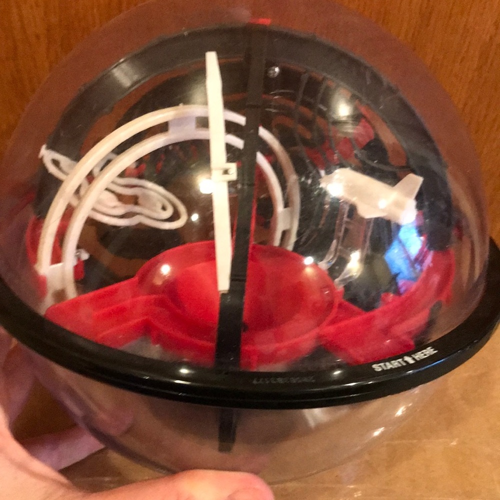 Sharper Image Marble Maze Ball Toy Game Kids Fun Educational STEM challenge GUC